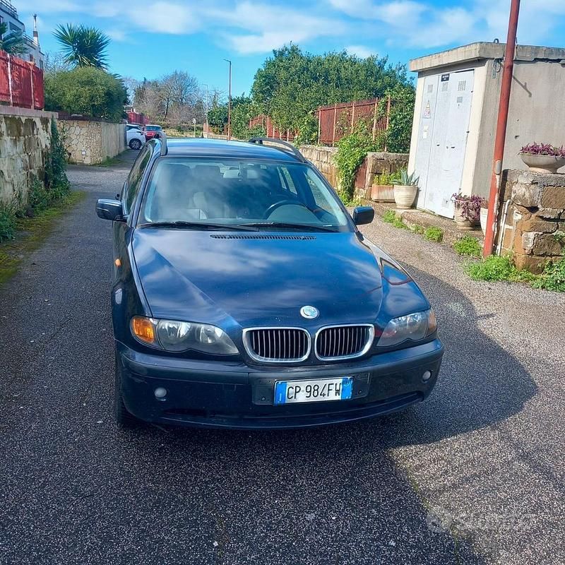 Usata BMW 320 136 CV (100 kW) 2004 Blu Station wagon