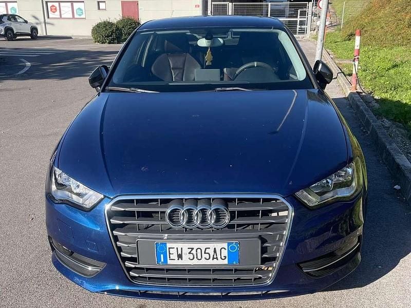 Usata Audi A3 Ambition 105 CV (77 kW) 2014 Blu/azzurro Berlina