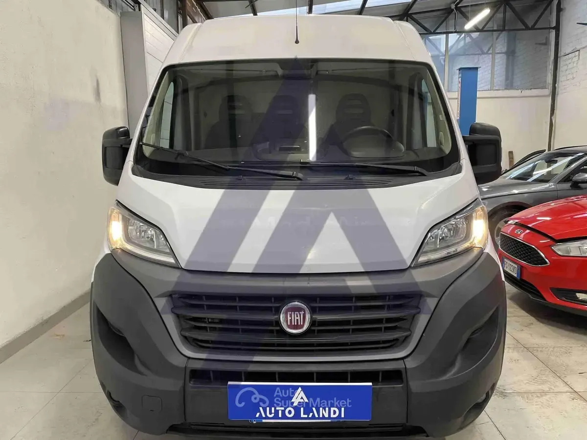 Occasion Fiat Ducato 14 141 ch (103 kW) 2021 Blanc Van