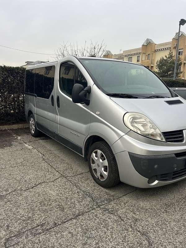 Usata Renault Trafic 114 CV (83 kW) 2008 Monovolume