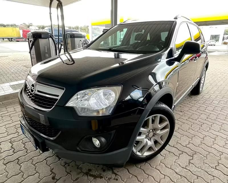 Usata Opel Antara 163 CV (119 kW) 2013 Nero SUV