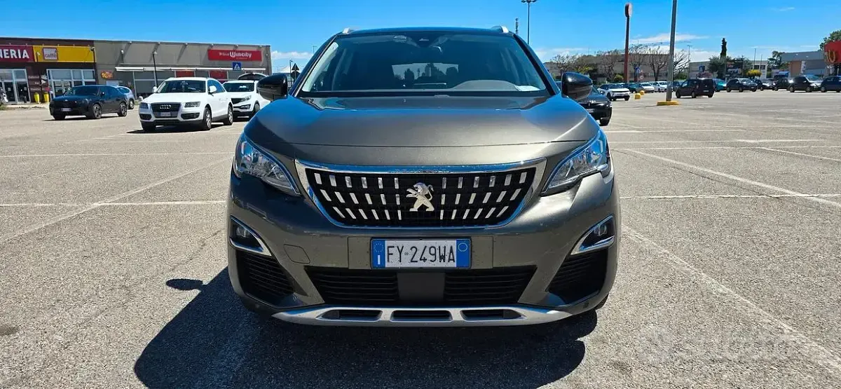 Usata Peugeot 3008 131 CV (96 kW) 2020 Grigio SUV