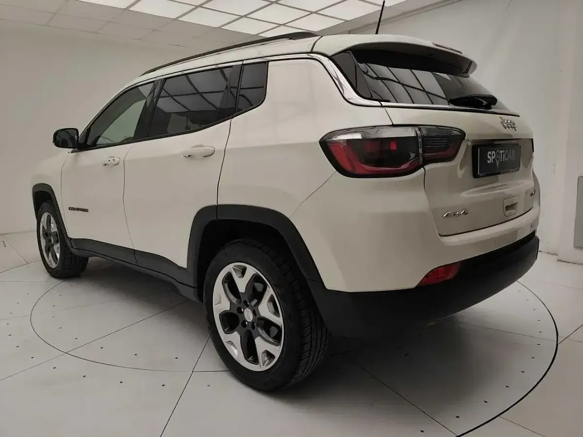 Usata Jeep Compass Limited 140 CV (102 kW) 2018 Bianco SUV
