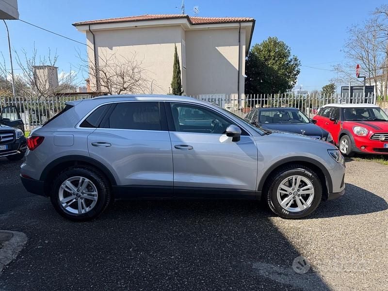 Usata Audi Q3 Advanced 150 CV (110 kW) 2019 Grigio SUV