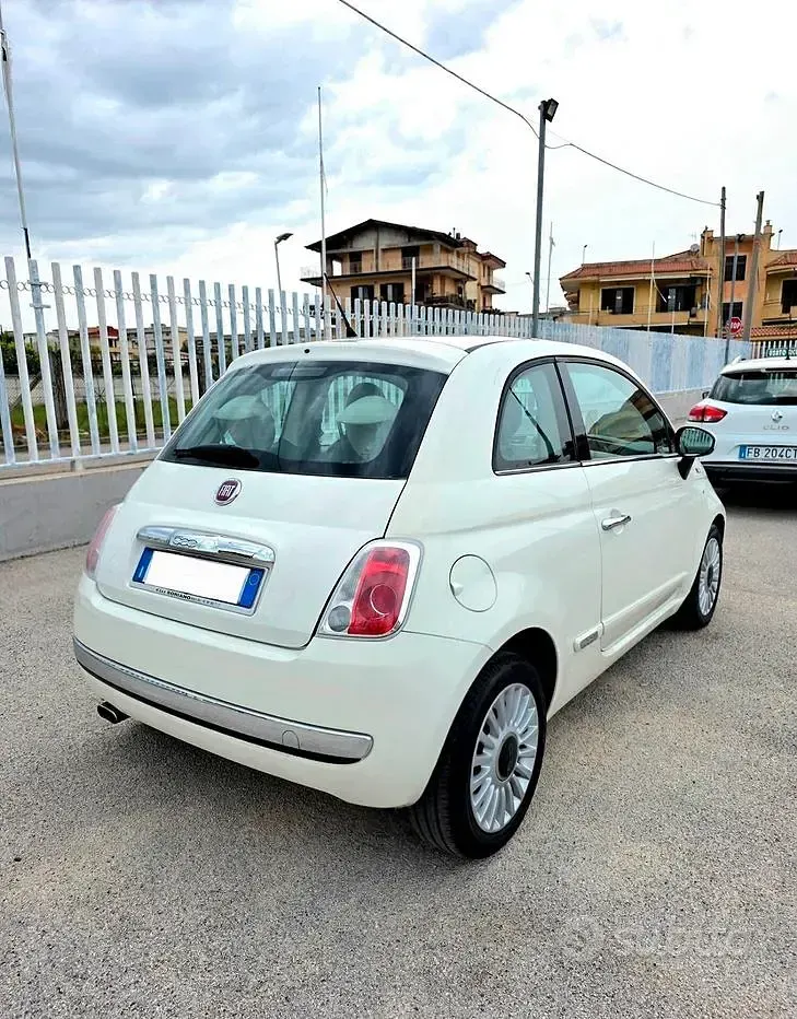 Usata Fiat 500 Lounge 85 CV (62 kW) 2012 Bianco Utilitaria