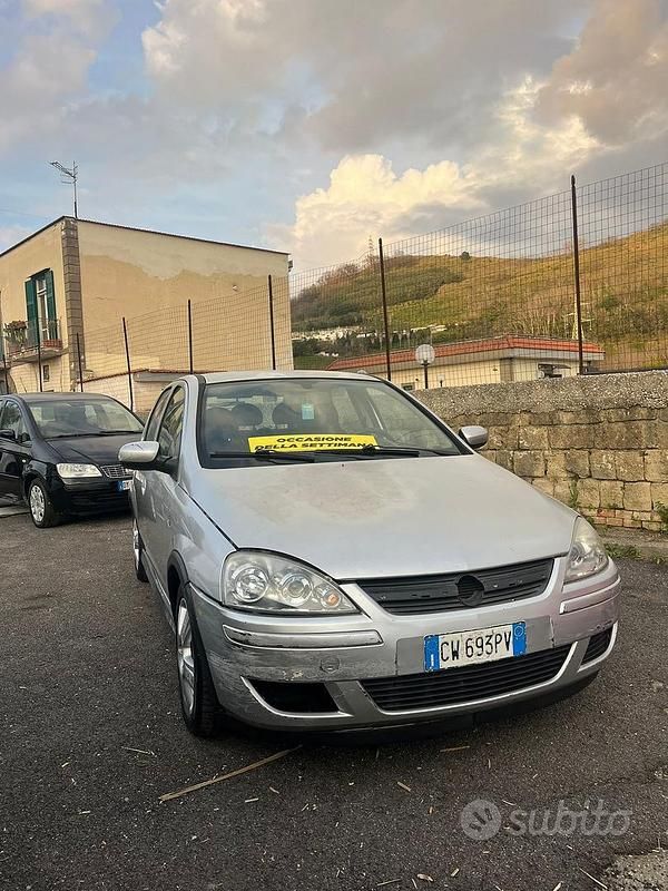 Usata Opel Corsa 2005 Grigio Utilitaria