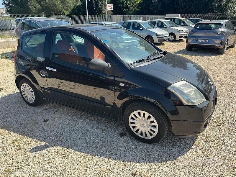 Usata Citroën C2 Elegance 73 CV (53 kW) 2004 Nero Utilitaria