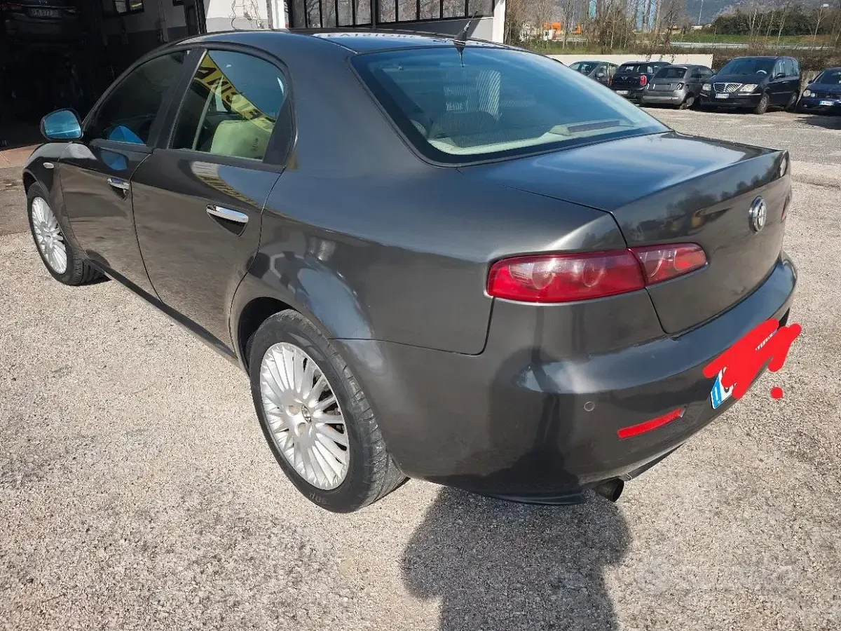 Usata Alfa Romeo 159 120 CV (88 kW) 2007 Marrone Berlina