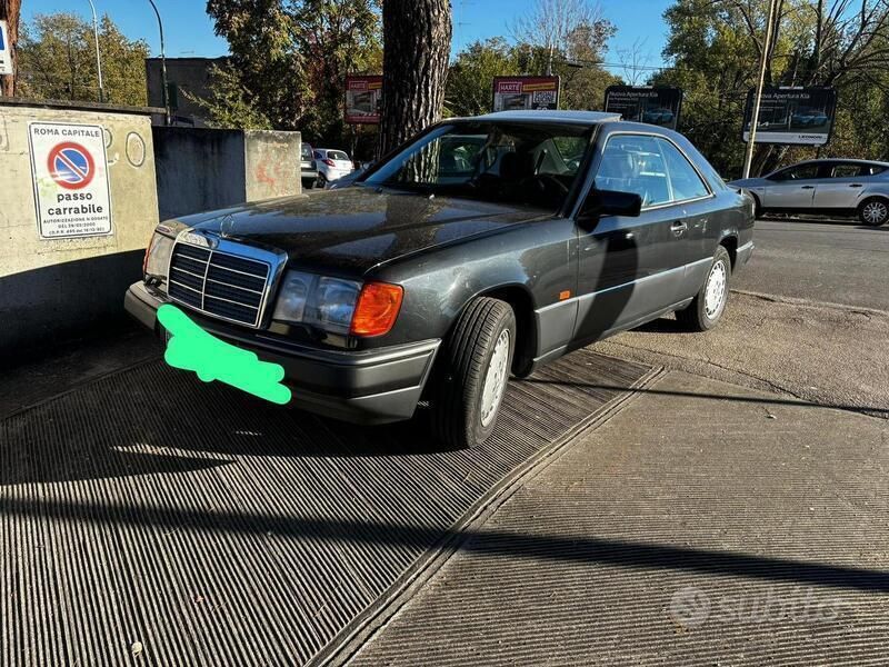 Usata Mercedes E300 1990 Nero Coupé