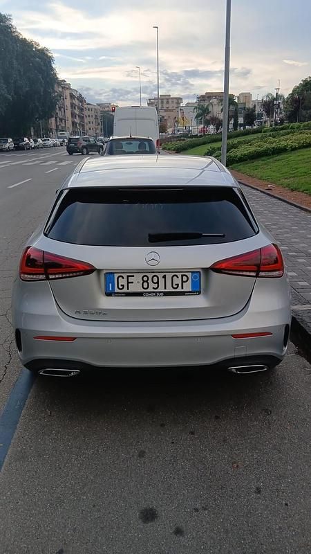 Usata Mercedes A250 Premium 160 CV (117 kW) 2021 Argento Berlina