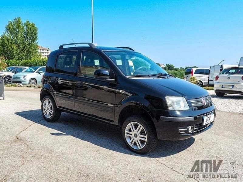 Usata Fiat Panda 4x4 69 CV (50 kW) 2006 Nero Utilitaria