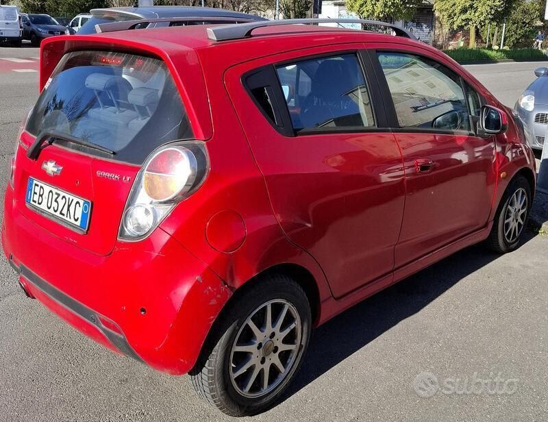 Usata Chevrolet Spark 81 CV (59 kW) 2011 Rosso Utilitaria