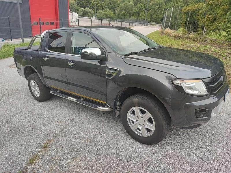 Grigio Usata 2015 Ford Ranger Pick-up | 21.000 € (Cara) - Immagine 1/4