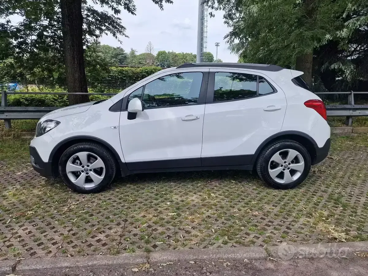Usata Opel Mokka 116 CV (85 kW) 2016 Bianco SUV
