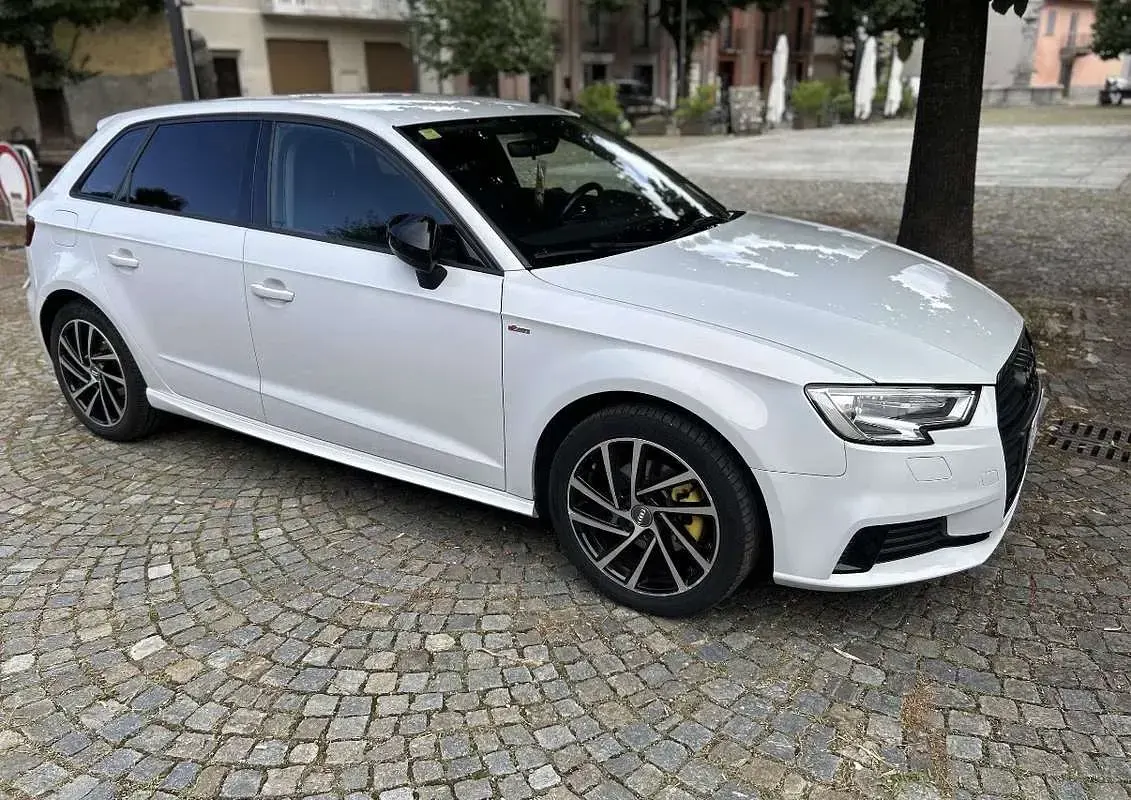 Usata Audi A3 Sport 110 CV (80 kW) 2017 Berlina