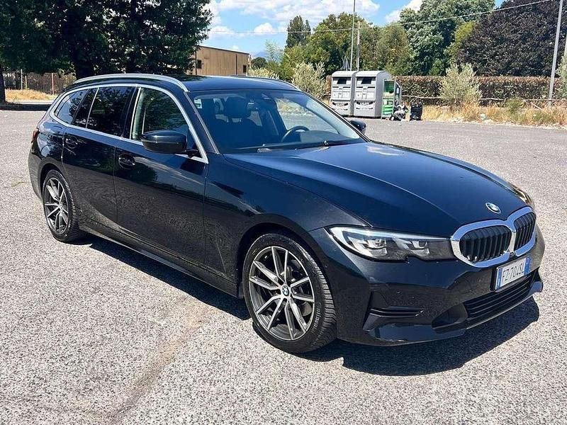 Usata BMW 320 Sport Line 190 CV (139 kW) 2019 Nero Station wagon