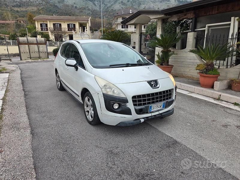 Usata Peugeot 3008 Premium 110 CV (80 kW) 2010 Bianco Station wagon