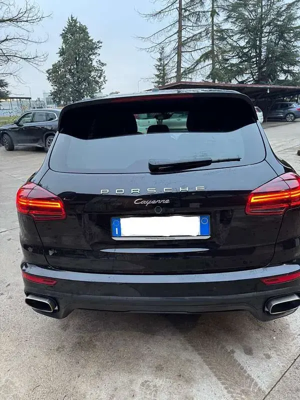 Usata Porsche Cayenne 382 CV (280 kW) 2016 Nero SUV