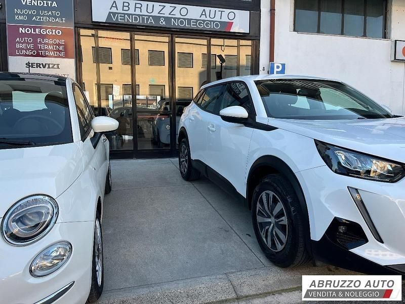 Usata Peugeot 2008 Active 102 CV (75 kW) 2020 Bianco SUV