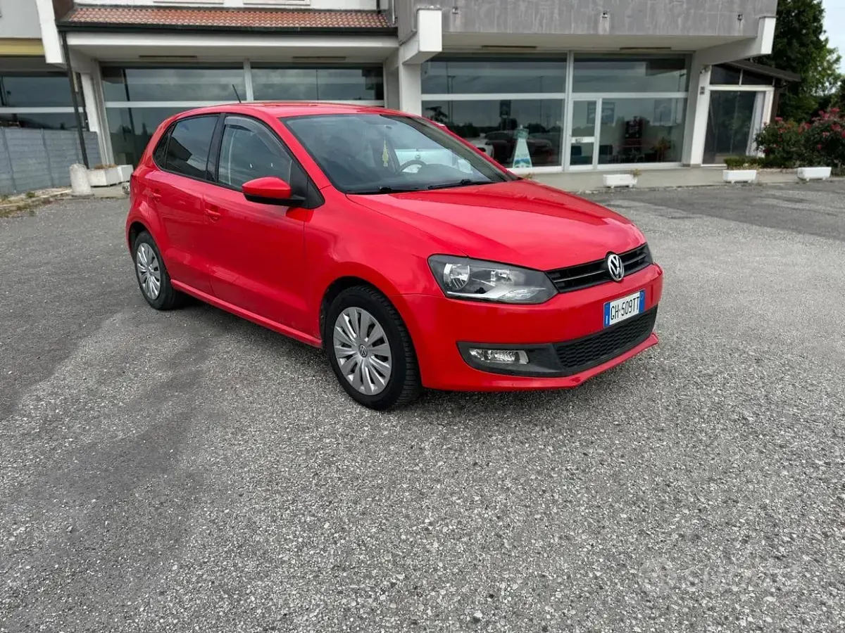 Usata VW Polo Highline 90 CV (66 kW) 2010 Rosso Utilitaria