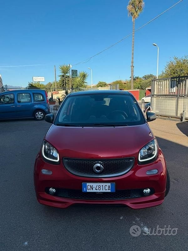 Rosso Usata 2016 Smart ForFour Brabus Utilitaria | 15.500 € (Molto cara) - Immagine 1/4
