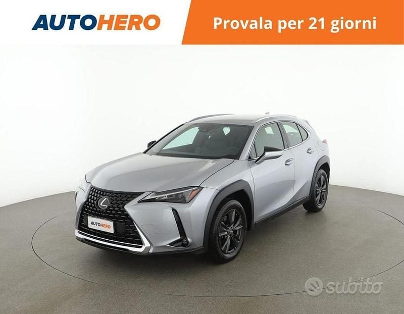Grigio Usata 2023 Lexus UX SUV | 25.799 € (Ottimo prezzo) - Immagine 1/2