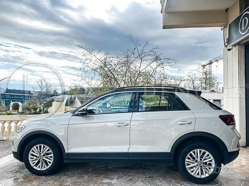 Usata VW T-Roc 110 CV (80 kW) 2023 Bianco SUV
