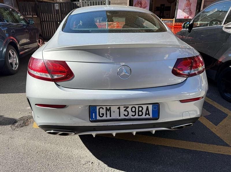 Usata Mercedes C180 Premium 156 CV (114 kW) 2018 Grigio Coupé