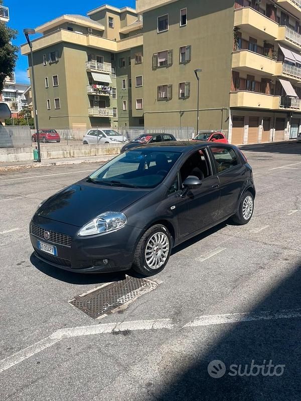 Usata Fiat Grande Punto 2009 Nero Utilitaria