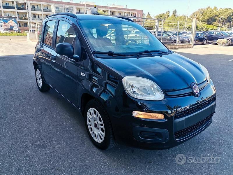 Usata Fiat Panda Easy 69 CV (50 kW) 2014 Nero Utilitaria