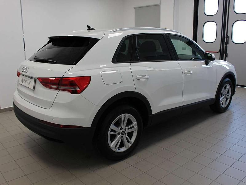 Usata Audi Q3 Sportback Business 150 CV (110 kW) 2022 Bianco SUV