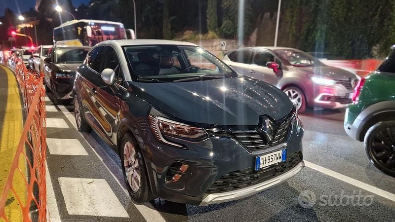 Usata Renault Captur 91 CV (66 kW) 2022 SUV