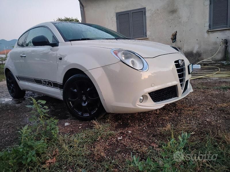 Usata Alfa Romeo MiTo 105 CV (77 kW) 2010 Utilitaria