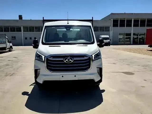 Nuova Maxus V90 150 CV (110 kW) 2025 Bianco Furgone