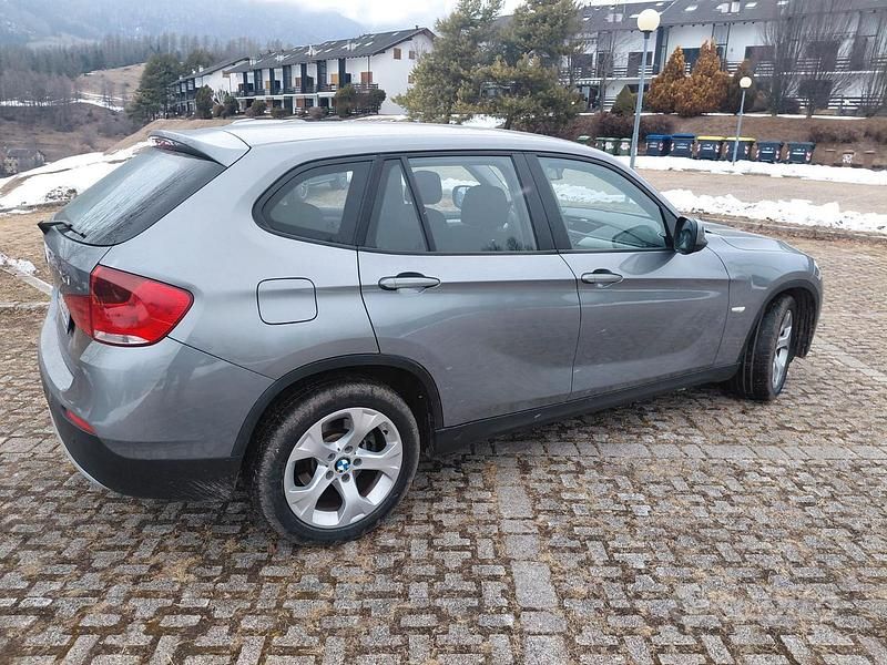 Usata BMW X1 143 CV (105 kW) 2011 SUV