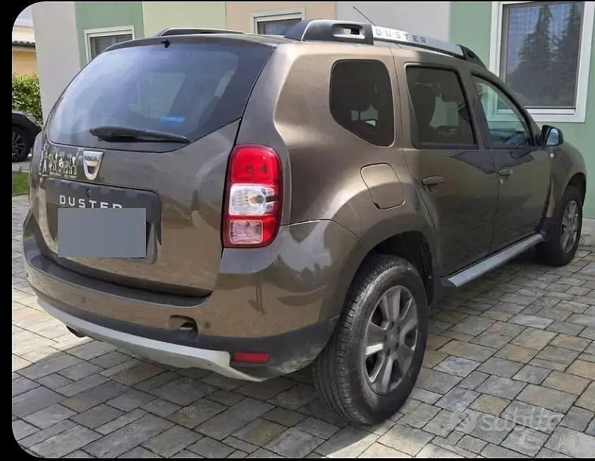 Usata Dacia Duster 125 CV (91 kW) 2018 Marrone SUV