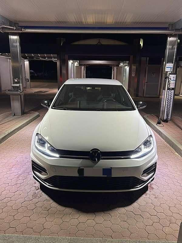 Usata VW Golf VII Sportline 150 CV (110 kW) 2019 Berlina