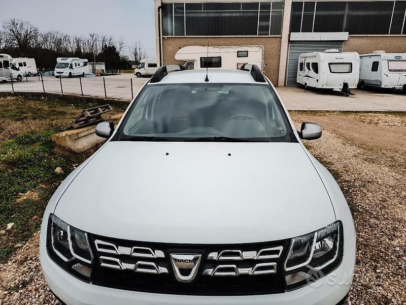 Usata Dacia Duster 110 CV (80 kW) 2014 Bianco SUV