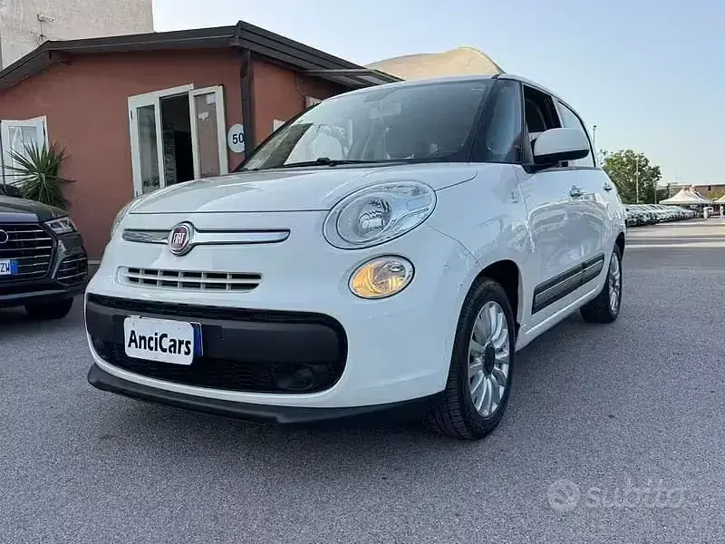 Usata Fiat 500L Pop Star 95 CV (69 kW) 2015 Bianco Monovolume