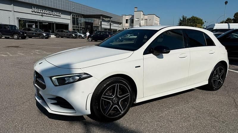 Usata Mercedes A250 160 CV (117 kW) 2020 Bianco Berlina