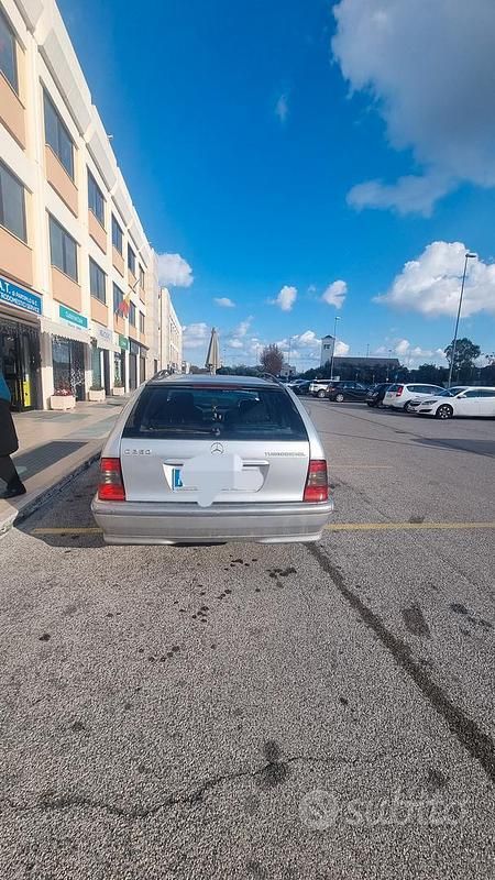 Usata Mercedes C250 2000 Grigio Station wagon
