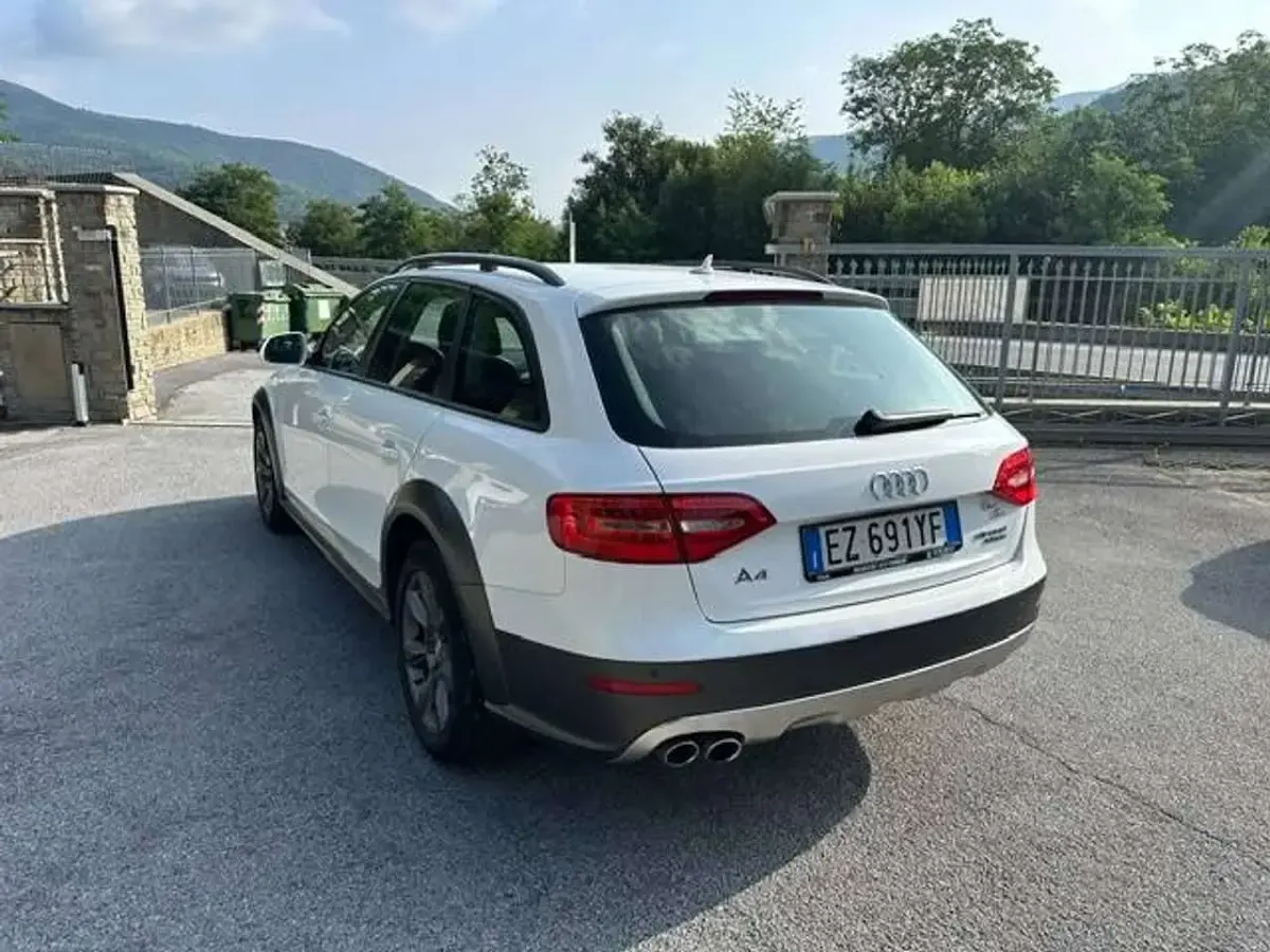 Usata Audi A4 Allroad Advanced Plus 150 CV (110 kW) 2015 Bianco Station wagon