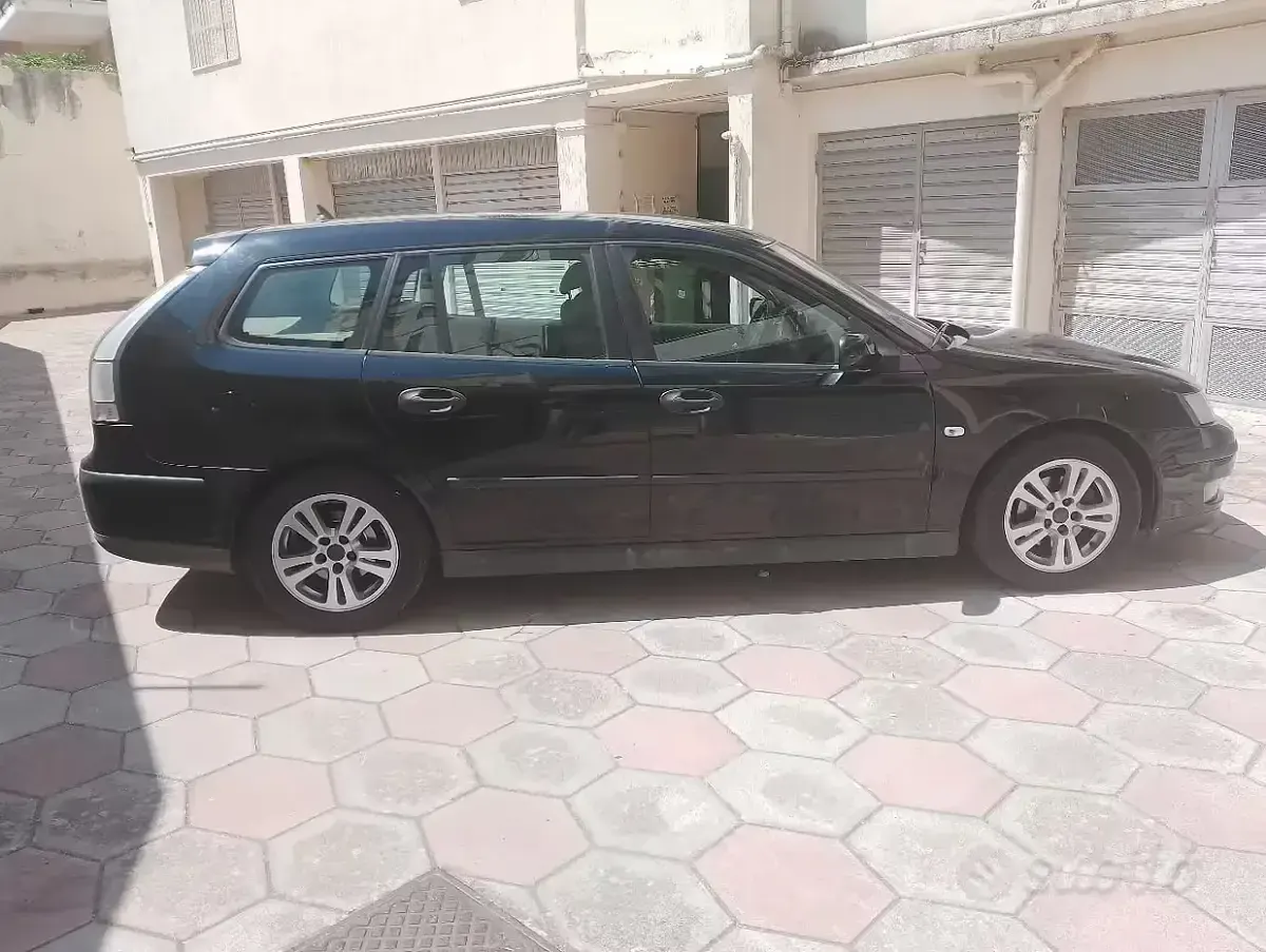 Usata Saab 9-3 131 CV (96 kW) 2007 Nero Station wagon