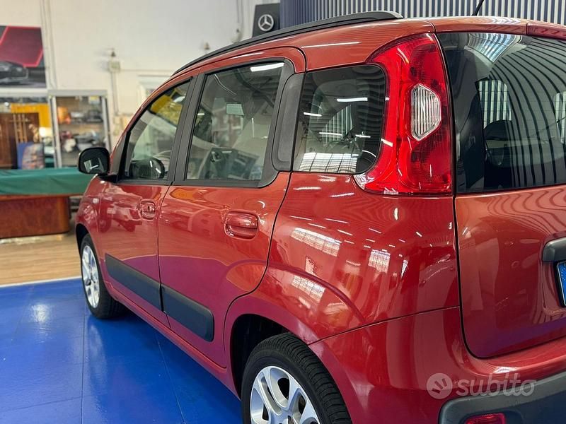 Usata Fiat Panda Easy 86 CV (63 kW) 2012 Arancione Berlina