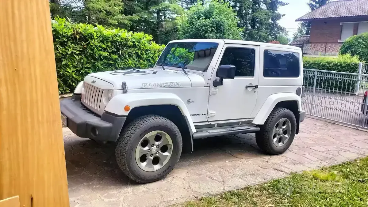 Usata Jeep Wrangler Sport 200 CV (147 kW) 2012 Bianco SUV