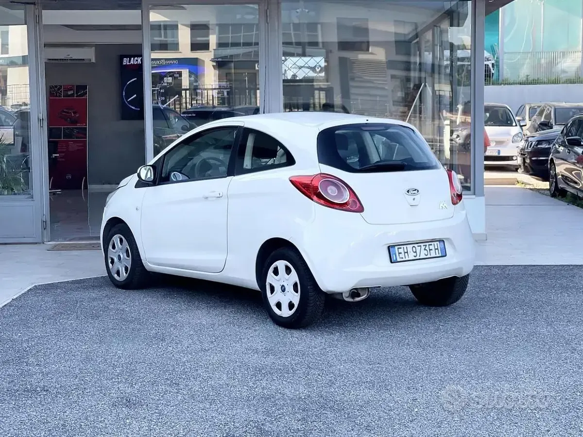 Usata Ford Ka 69 CV (50 kW) 2011 Bianco Utilitaria