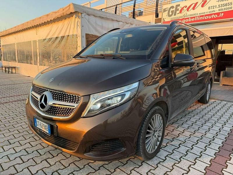 Usata Mercedes V250 Exclusive 190 CV (139 kW) 2017 Bronzo Monovolume