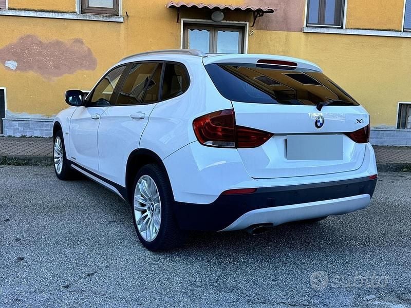 Usata BMW X1 177 CV (130 kW) 2010 Bianco SUV