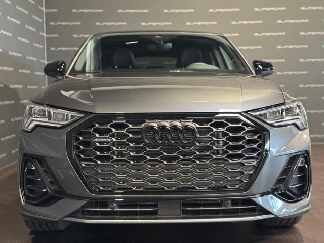 Nuova Audi Q3 Ambiente 193 CV (141 kW) 2025 Grigio SUV