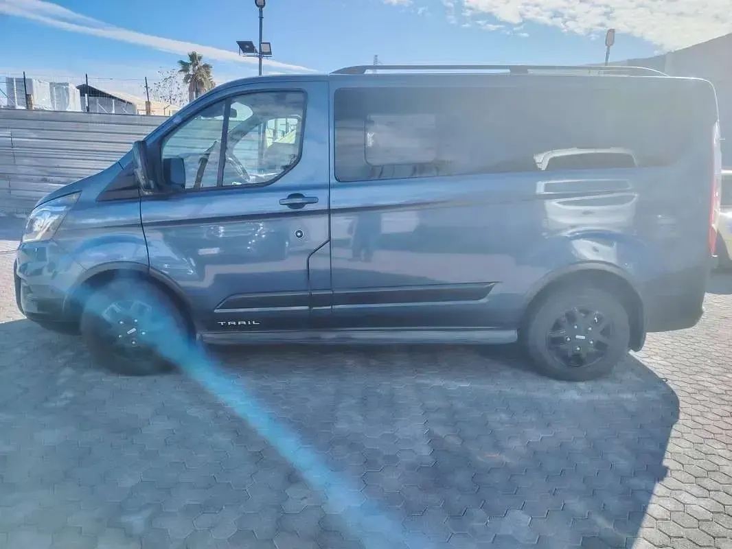 Usata Ford Transit Custom 150 CV (110 kW) 2023 Blu/azzurro Furgone